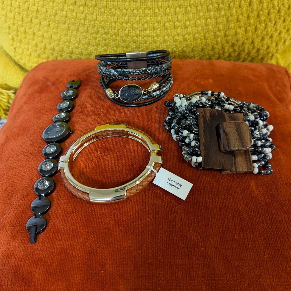 ✨✨ Lot of vintage and new with tags jewelry